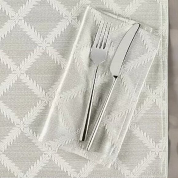 🆕  LENOX Laurel Leaf Napkins - Bundle of 4 Napkins  LENOX White  19" x 19" - Picture 2 of 5